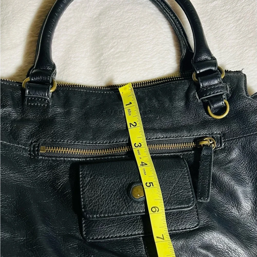 LIEBESKIND Elegant Black Women’s Handbag‎ - Picture 8 of 10